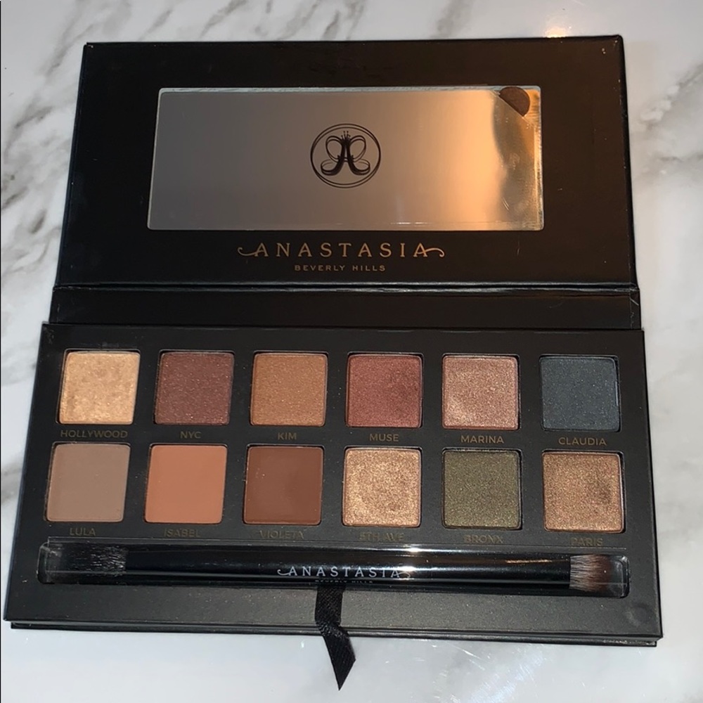 ABH Master Palette by Mario Authentic In Box - Picture 6 of 16